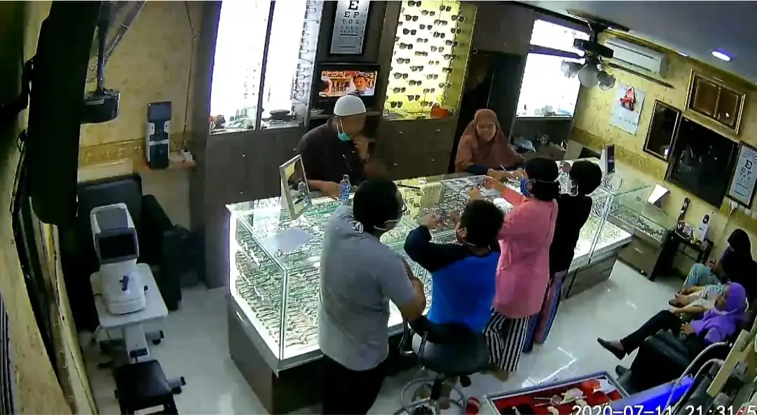 Kelebihan Optikal Bahari